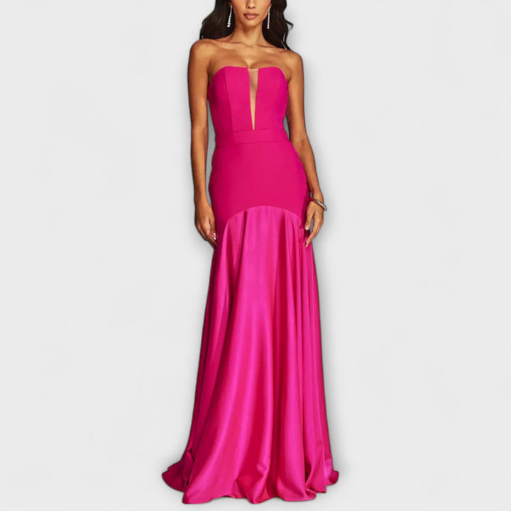 Vada - Off-Shoulder Maxi Dress with V-Neck