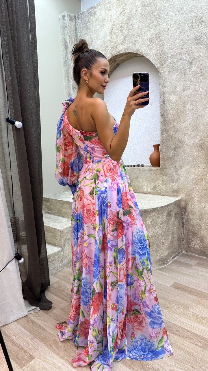 Kaia – Timeless Draped Dress