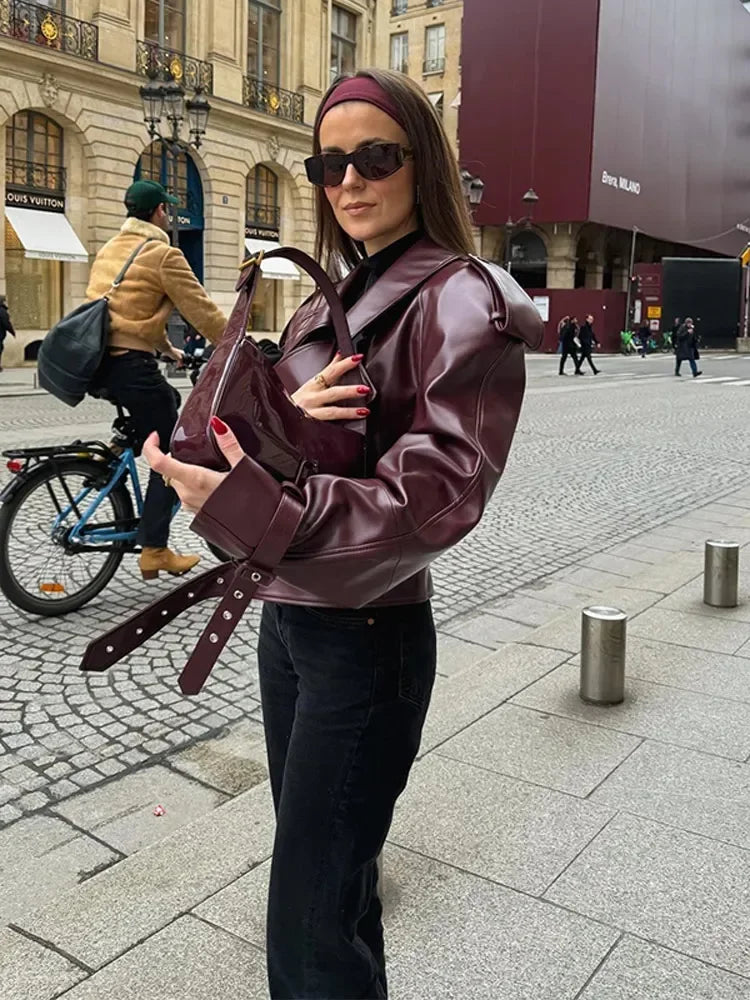 Léa™ | Elegant and Sophisticated Jacket for an Unparalleled Style