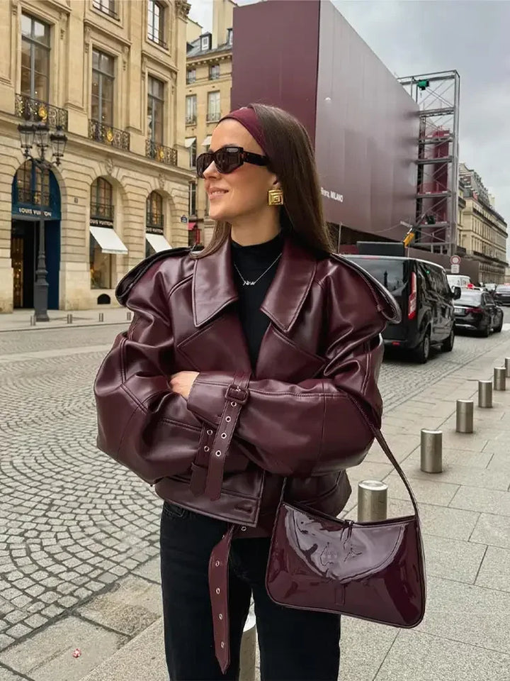 Léa™ | Elegant and Sophisticated Jacket for an Unparalleled Style